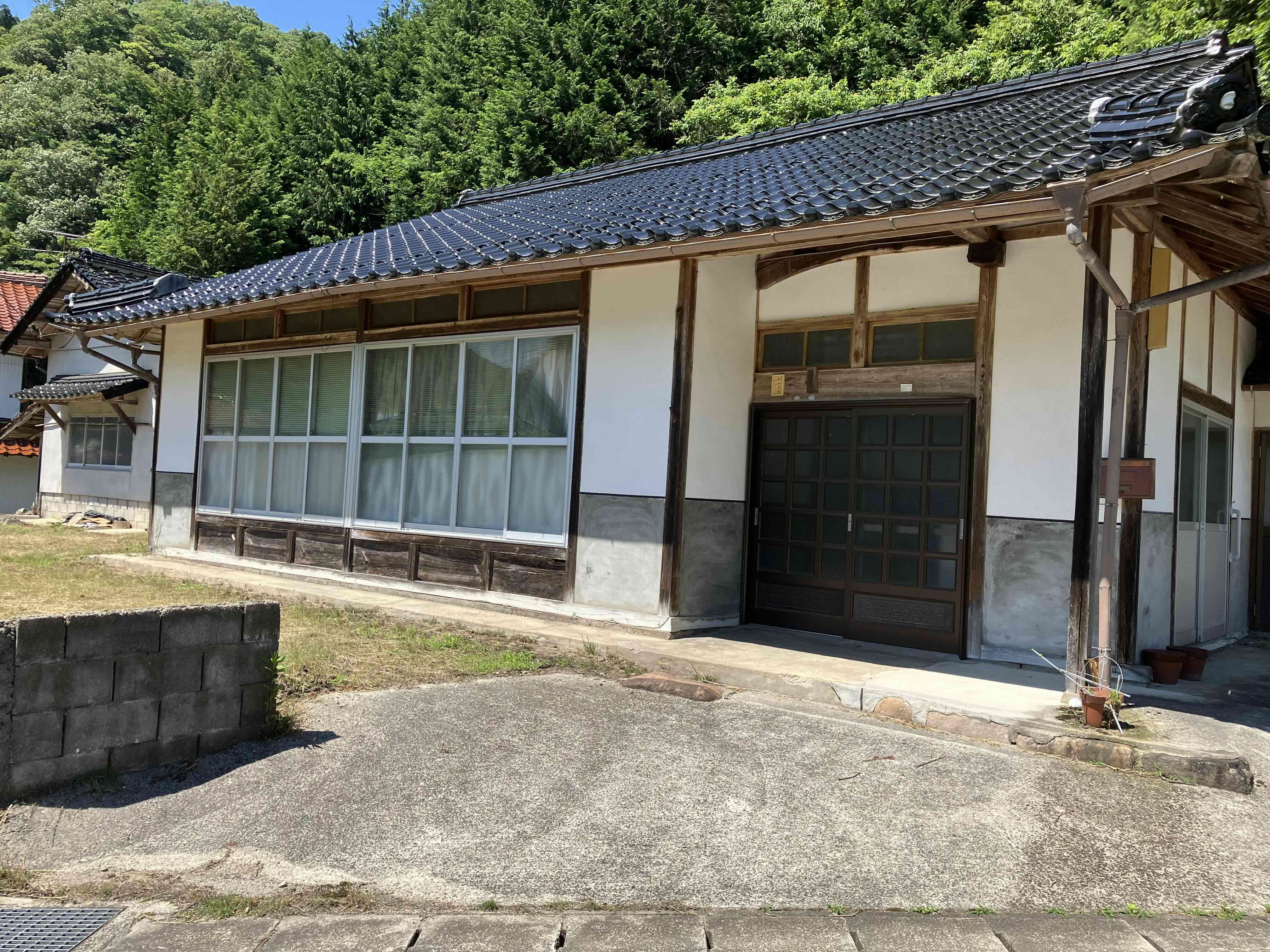 No.200＃　県道沿いで中心街への移動に便利な場所です！