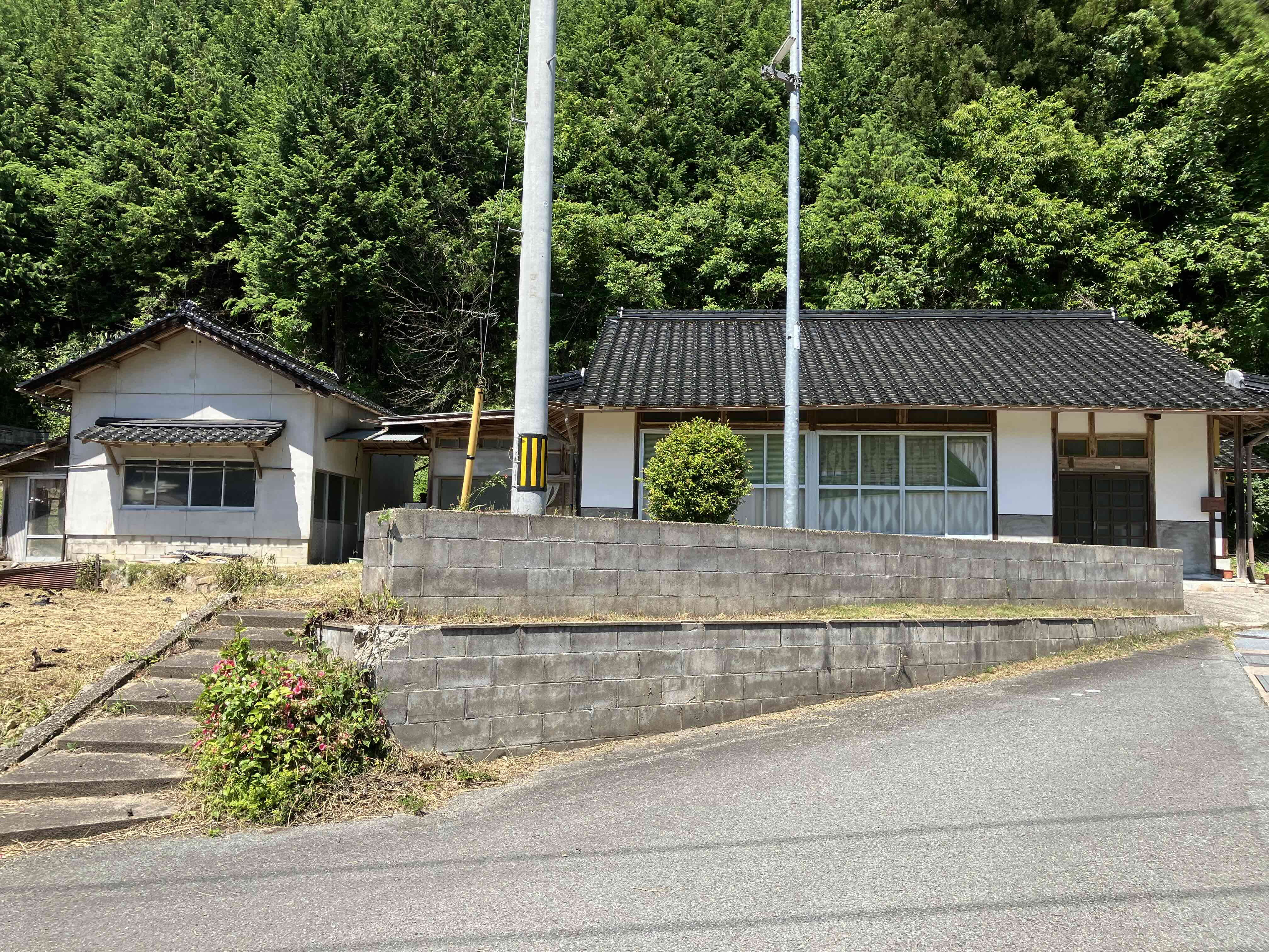 No.200＃　県道沿いで中心街への移動に便利な場所です！